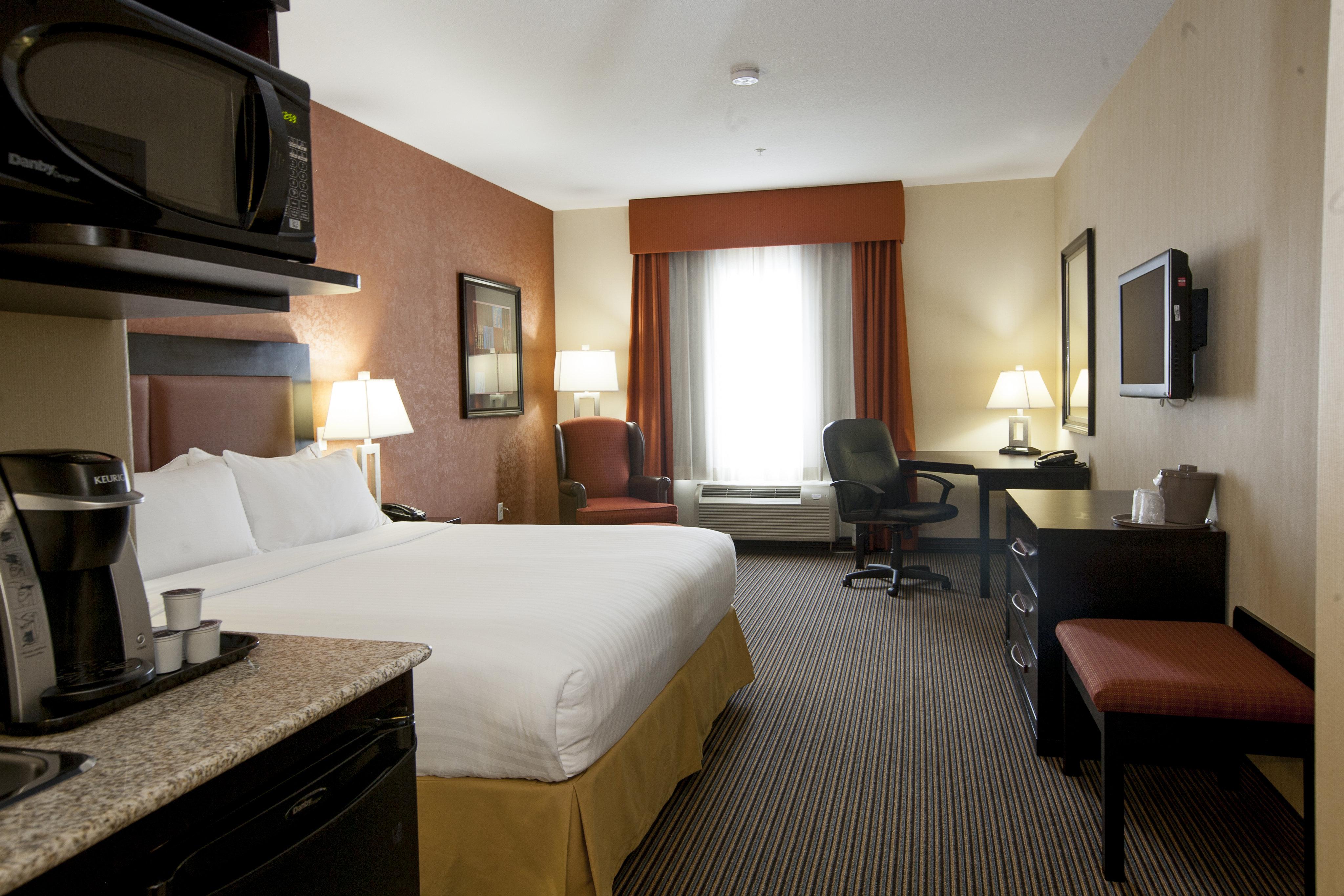 Holiday Inn Express Airport Calgary By Ihg Zewnętrze zdjęcie