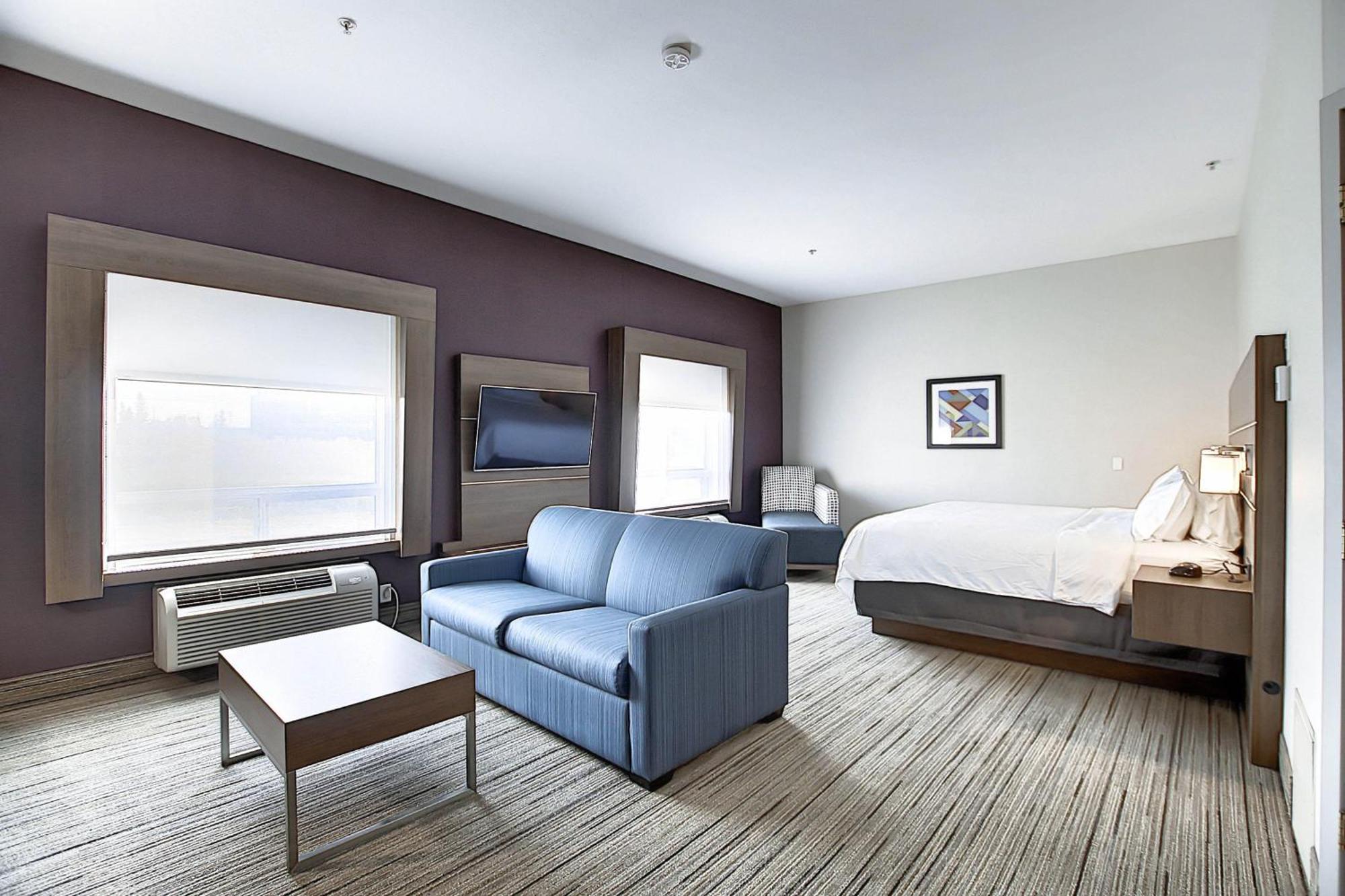 Holiday Inn Express Airport Calgary By Ihg Zewnętrze zdjęcie